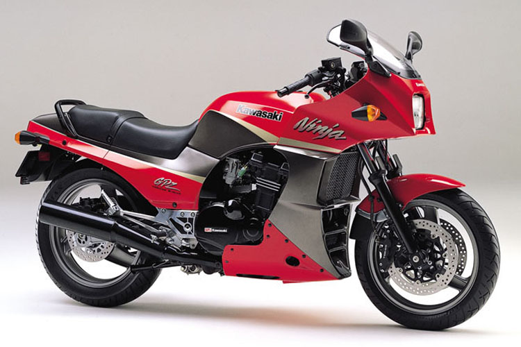 温故知新 初代NInja GPZ900R FOREVER6 「GPZ900R・Ninja大全3 A12〜A16