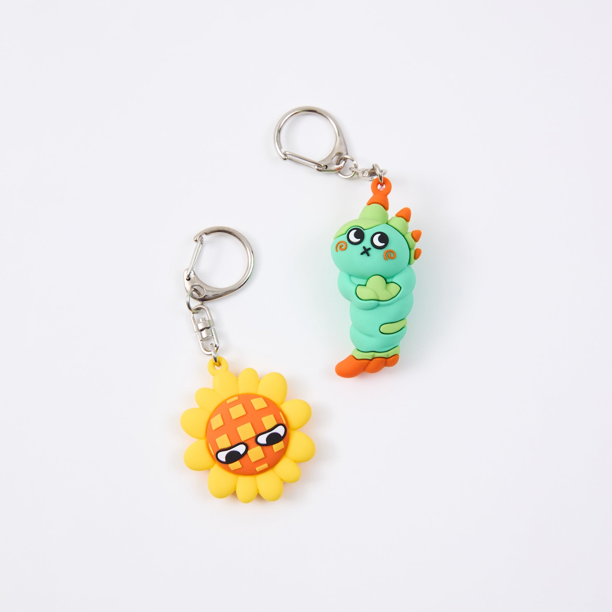 ひまわり畑で捕まえて – Nan2Mo