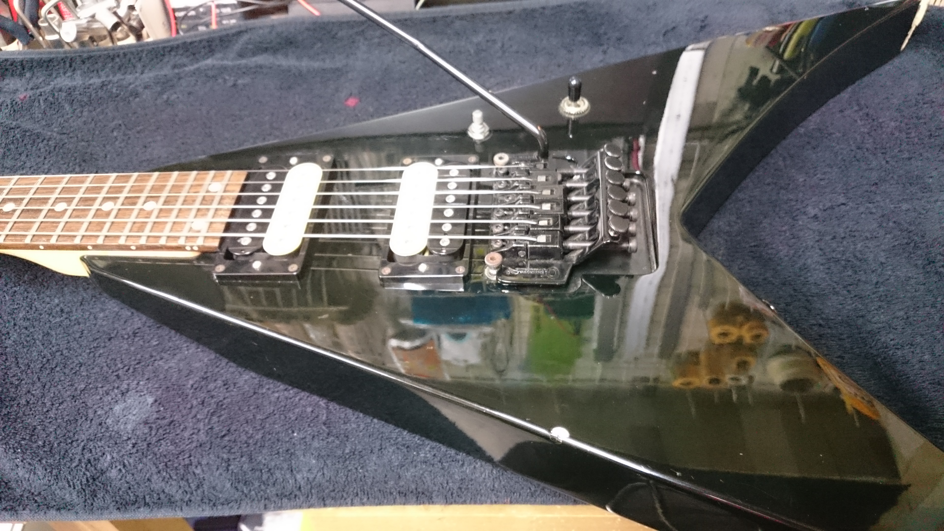 Charvel CKV-068 King V セットアップ | ギターリペア工房DNS-Draw a