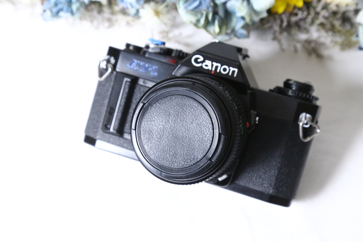 Canon AV-1 一眼レフカメラ 35mmレンズ付き AV-1 - キヤノンカメラ