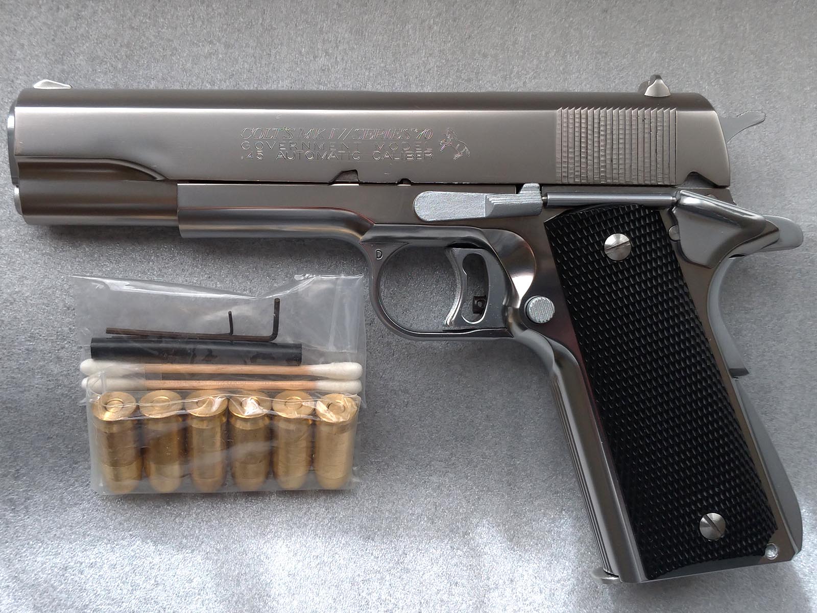 MGC COLT GOVERNMENT シリーズ70 ABSシルバー モデルガン Colt