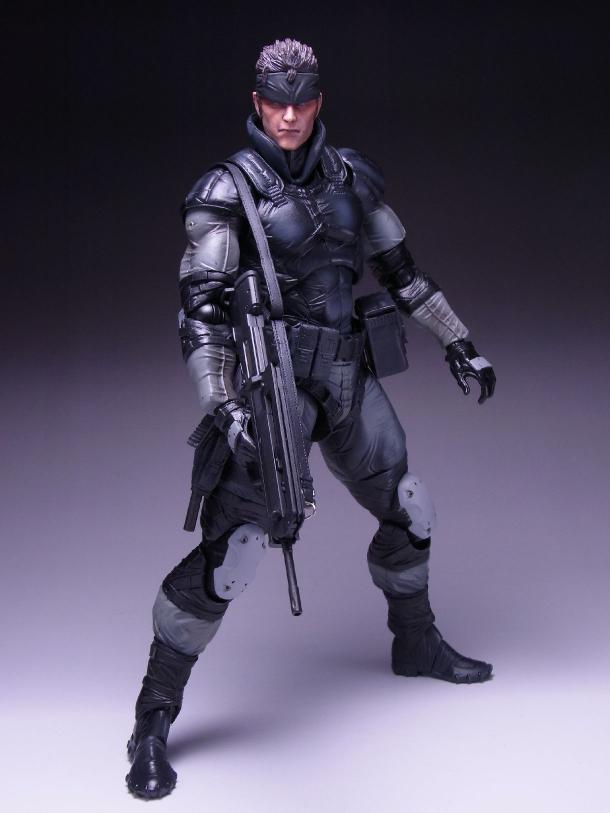 メタルギアソリッド プレイアーツ改 ソリッドスネーク フィギュア