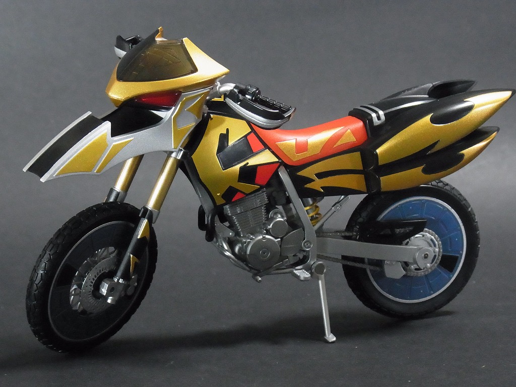 SHフィギュアーツ仮面ライダーカリスシャドーチェイサーセット販売未開封