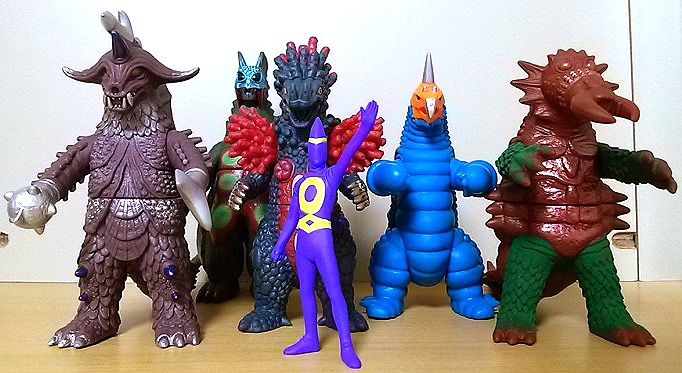 超マニアック！ 限定商品「HGウルトラシレイ」が到着 - 大怪獣バトル