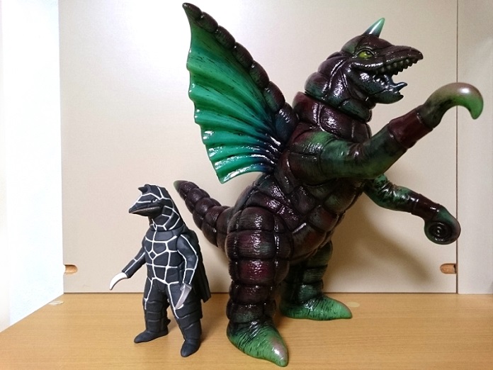 アートストーム ドラコ ソフビ ウルトラマン 怪獣 /フィギュア 楳図