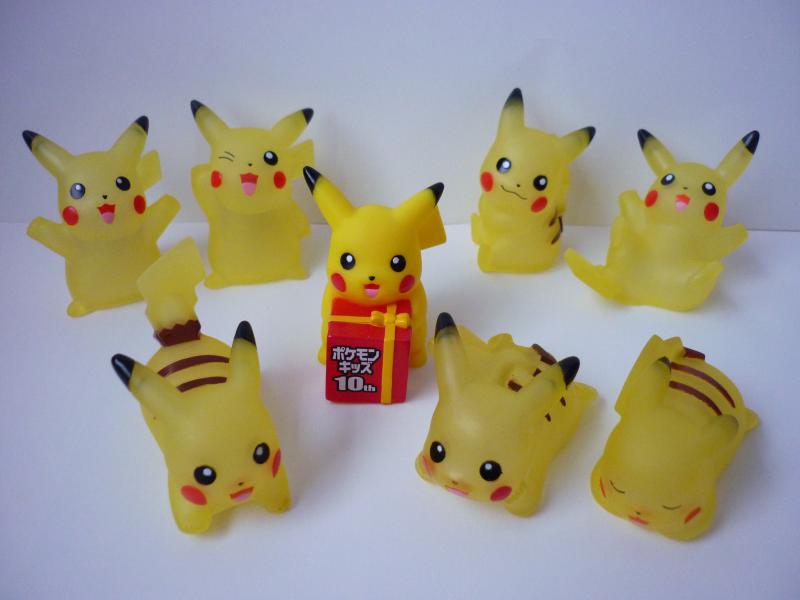 ポケモンキッズ クリア モンコレ ポケモン フィギュア カントーピカチュウ