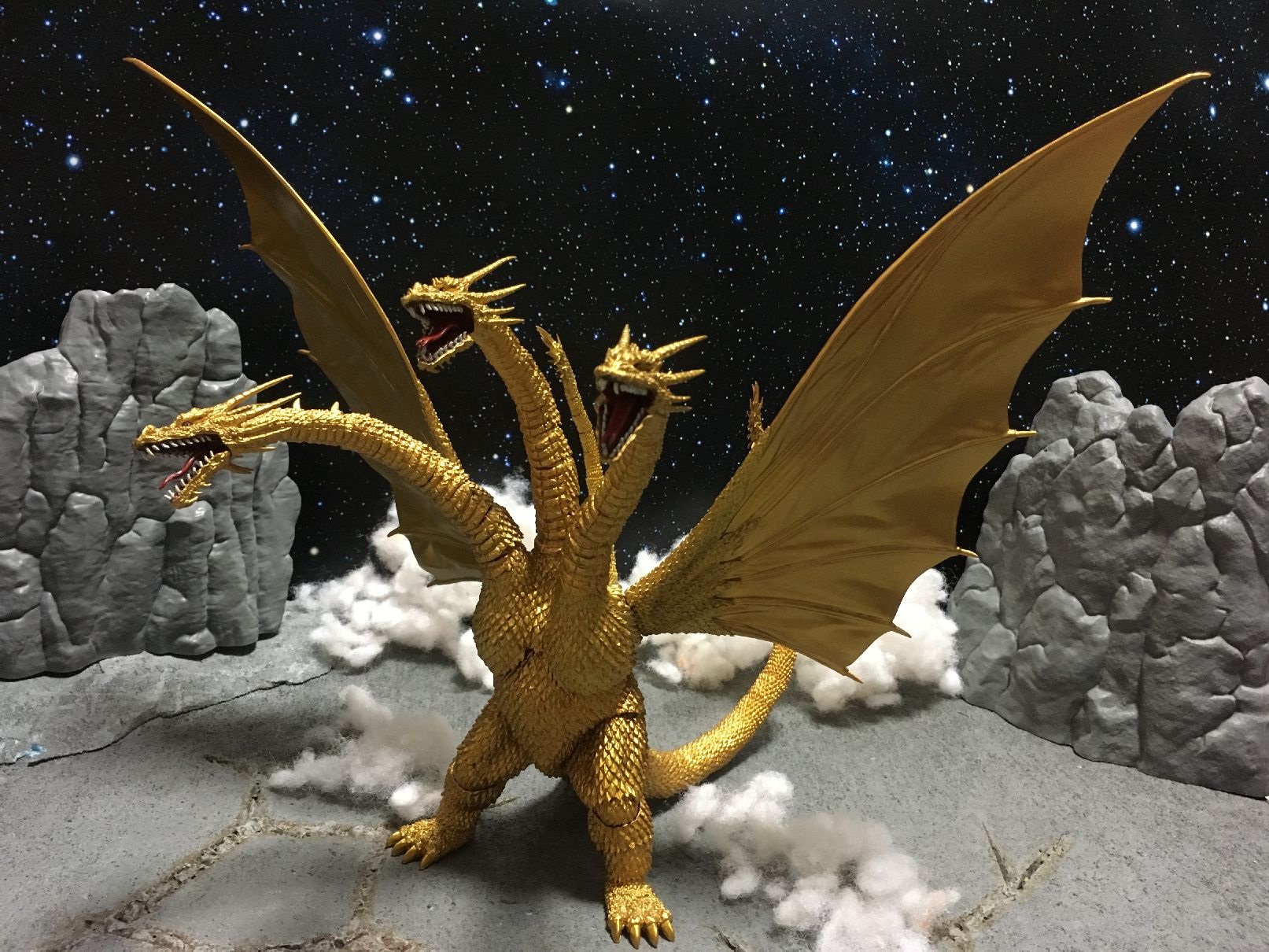 S.H.MonsterArts キングギドラ Special Color ディスカウント Ver 未