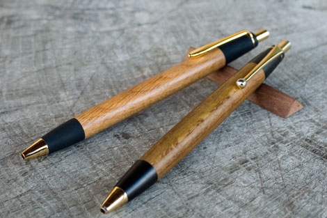 楢の木のペンの経年変化 | 野原工芸｜作り手の裏話