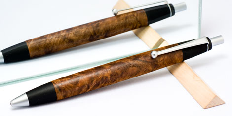 クラローウォルナットとカエデの瘤 | 野原工芸｜作り手の裏話