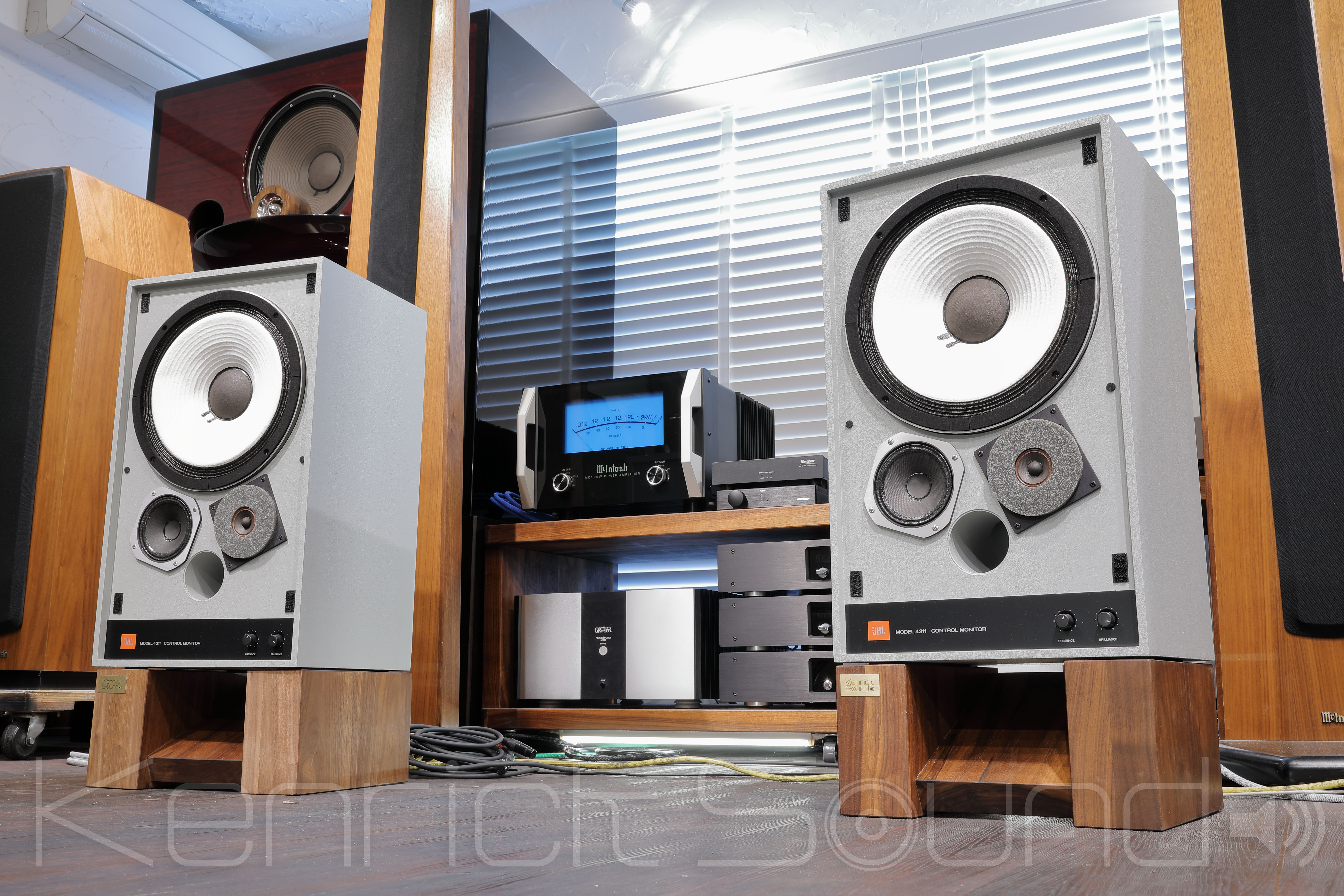 不具合なし美品】jbl4311b単品1台のみ① 不具合なし美品】jbl4311b単品