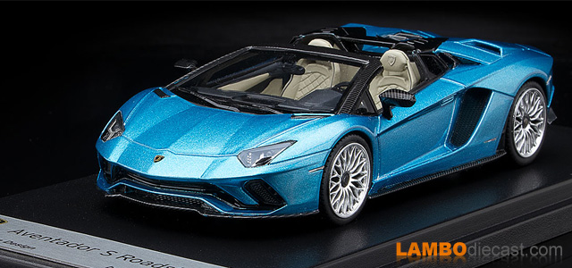 The 1/43 Lamborghini Aventador S Roadster from Looksmart, a review