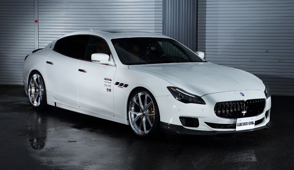 マセラティ クアトロポルテ専用 LEAP DESIGNカーボンエアロ・ドレス