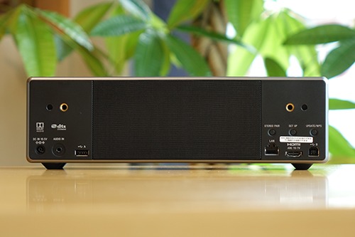 HDMIを搭載したワイヤレススピーカー「SRS-ZR7」の開梱レビュー