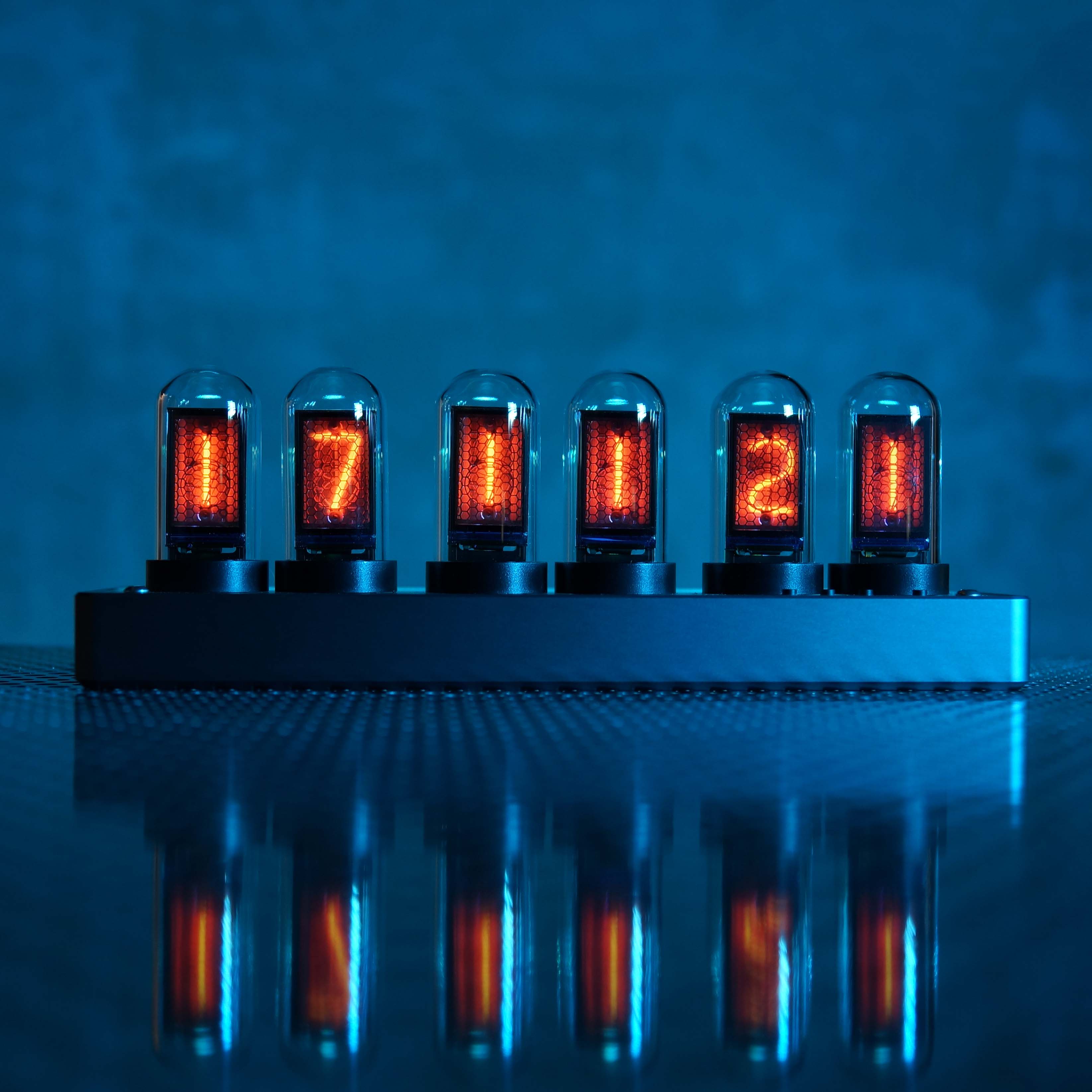 受注：MARVEL TUBES｜ニキシー管シミュレーター – 830時計店