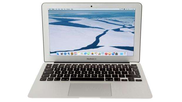 MacBook Air (11-inch, Early 2015) Apple MacBook Air 11インチ