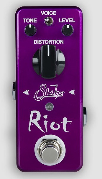 Suhr Electronics Riot ギターエフェクター MNGしたエフェクターを開封