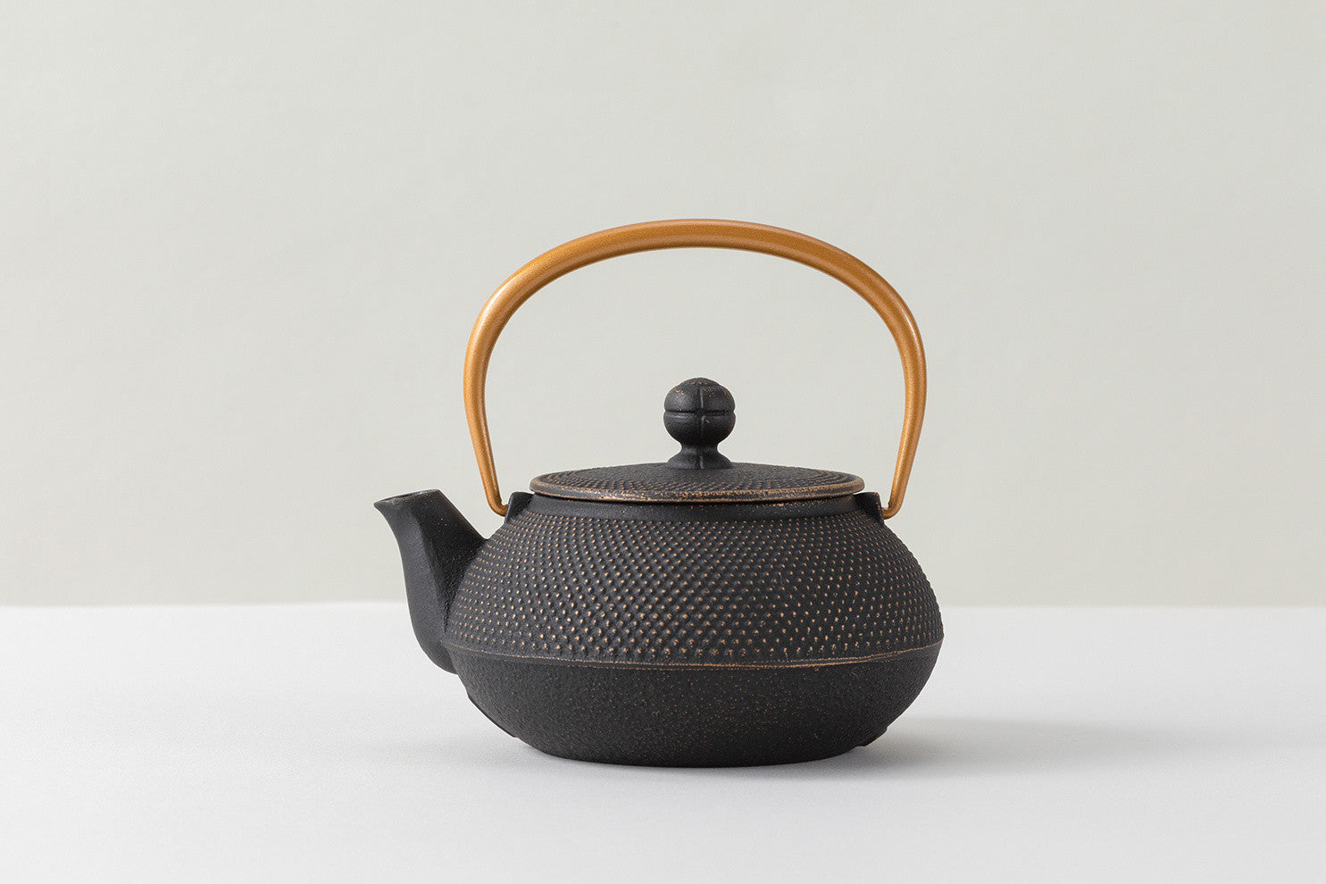 急須5型アラレ(金/黒) ﾂﾙ金