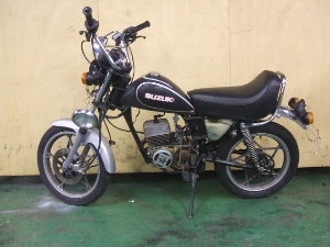 SUZUKI GN50 マメタン タンク新品未使用 美品