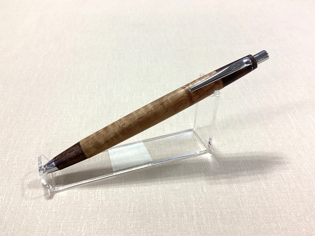 写真】1/2(火)野原工芸限定品「斑紋金具」初売り抽選会入荷樹種のご