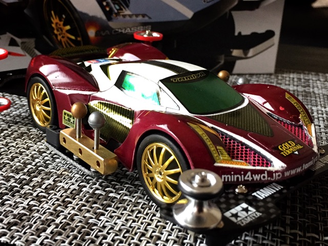 ミニ四駆・塗装済みボディ】マッドレイザー／レッド＆ブラック