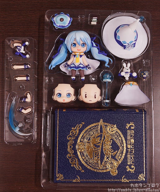 WF商品2014w】「ねんどろいど 雪ミク Magical Snow Ver.」で遊んで