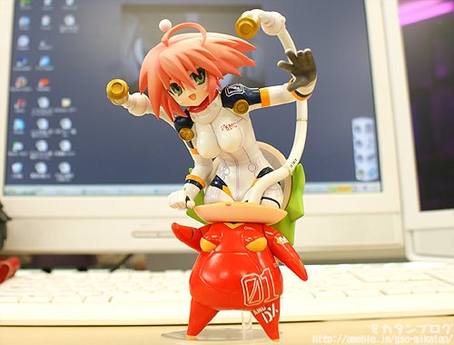 ねんどろいど ぷらす ケメコ」と「エムエム」が、本日辺りから店頭に