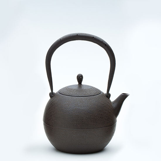 予約商品】日の丸形鉄瓶（小） – 鈴木盛久工房