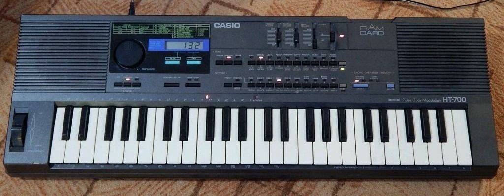 The Ultimate SynthDB | Casio HT-700