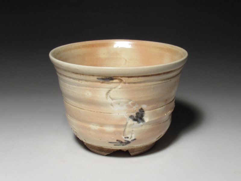 芸術院会員 六代清水六兵衛 松文三角ぐい吞 M33 芸術院会員 六代清水六