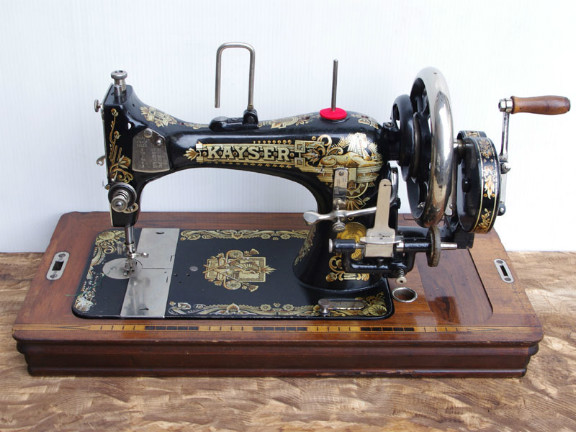 下糸の巻き方・シャトルへの入れ方 No.233 Kayser カイザー製 手回し