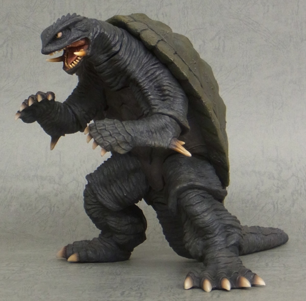 2016年8月19日18時締切で「大怪獣シリーズ 大映特撮編 ガメラ1996 頭