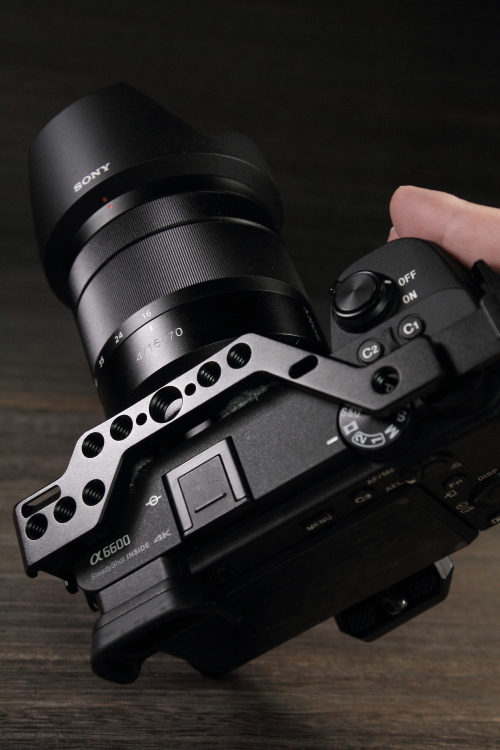SONY a6600 ミラーレスカメラ SmallRig付き SONY a6600 ミラーレス