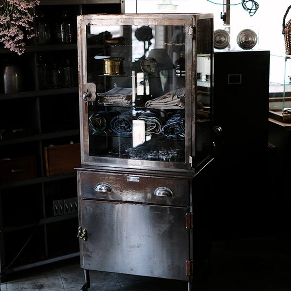 ドクターシェルフドクターキャビネットヴィンテージ