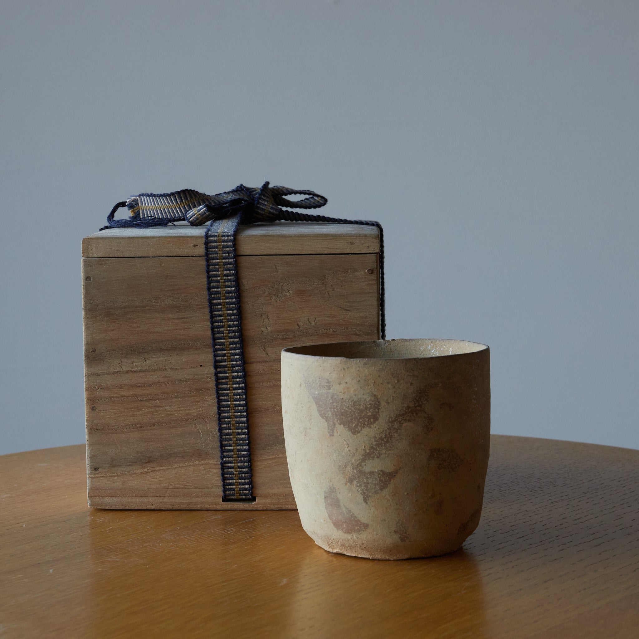 高麗 青磁 灰釉 筒茶碗 茶道具 古美術 古道具 アンティーク 春秋戦国