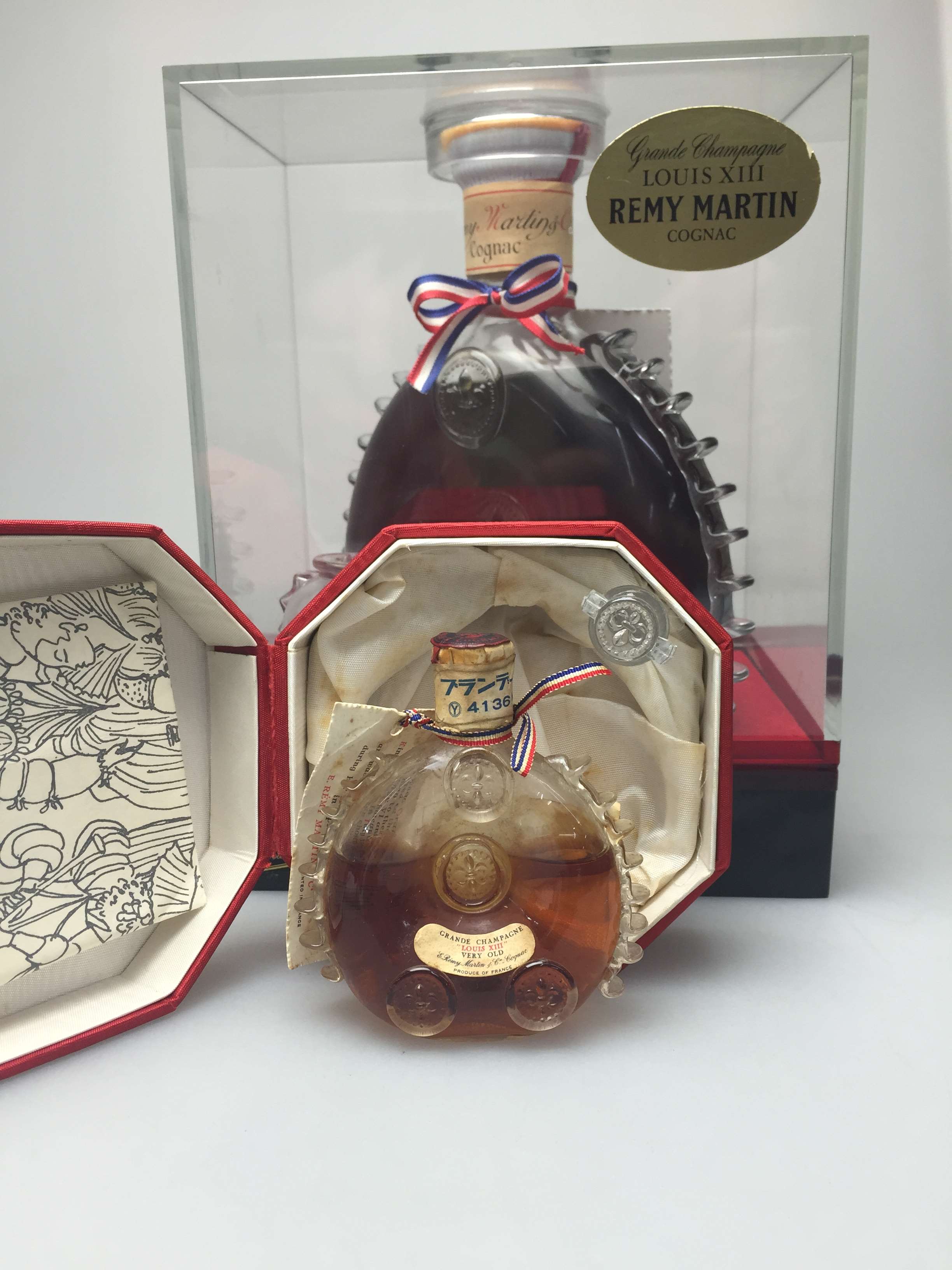 ルイ13世 ミニチュアボトルの買取について 酒買取レッドバッカス