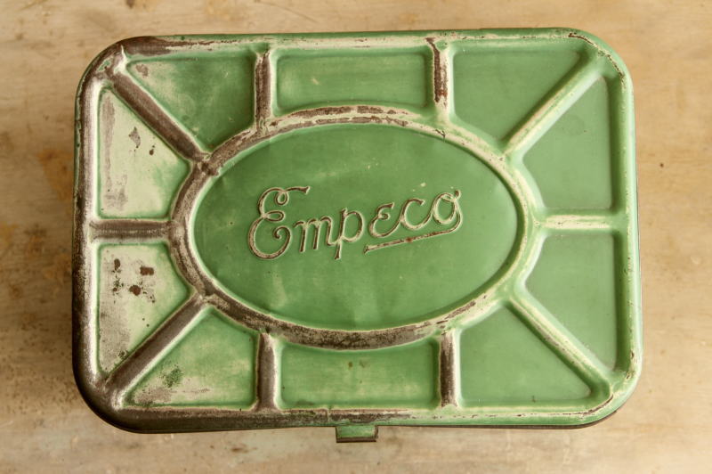 アンティーク＊EMPECO ティン缶TIN ケース ボックスブレッド缶