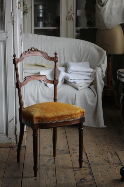 フランスアンティーク サイドチェスト リボンリース ルイ16世スタイル