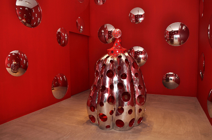 草間彌生の「南瓜の間」を新設！ フォーエバー現代美術館 祇園・京都で