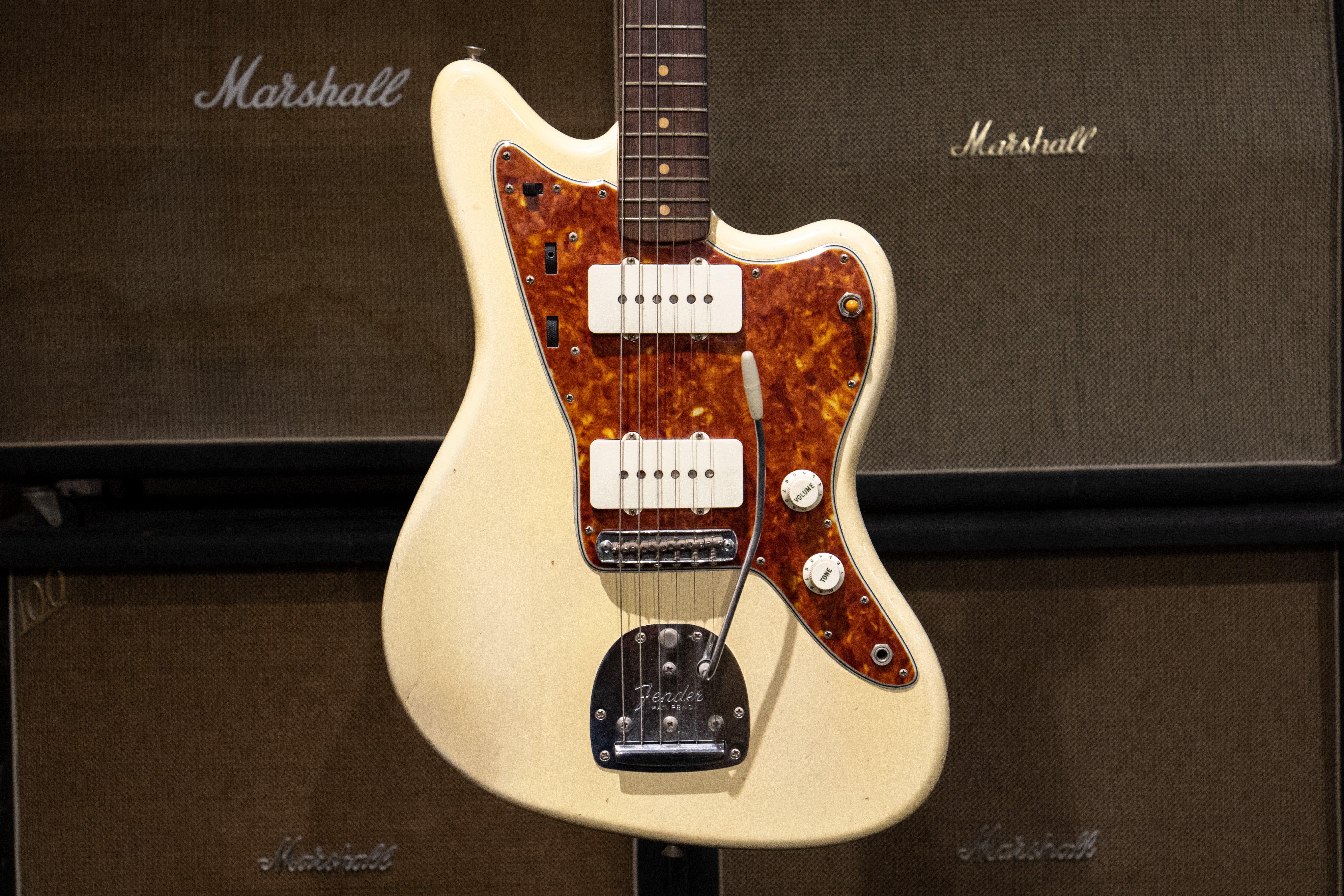 1960 Fender Jazzmaster - Olympic White – Dave's Guitar Shop