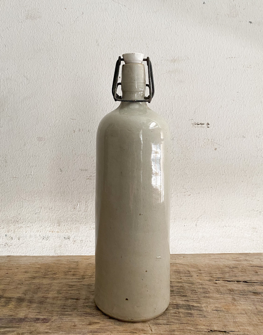 フランスアンティーク蓋付陶器ボトルW1(K-ce 237)<span style=