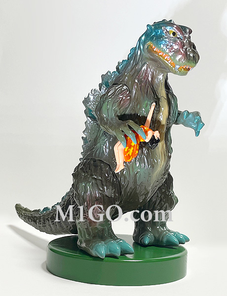 超美品♡希少♡新品♡未開封♡ 2004年蓄光版逆襲