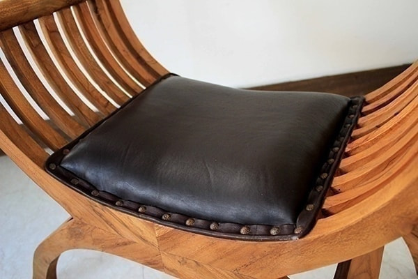 カルティニチェア 一人掛け 黒レザーシート アジアン スツール 家具