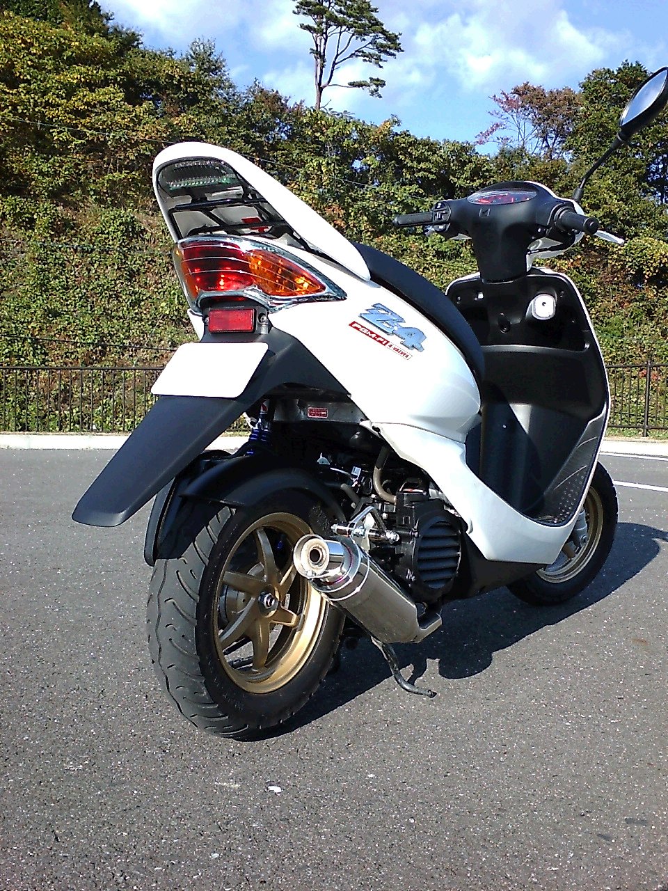 最終お値下げしました。 最終のお値下げです 最終値下げ ライブ Dio ZX