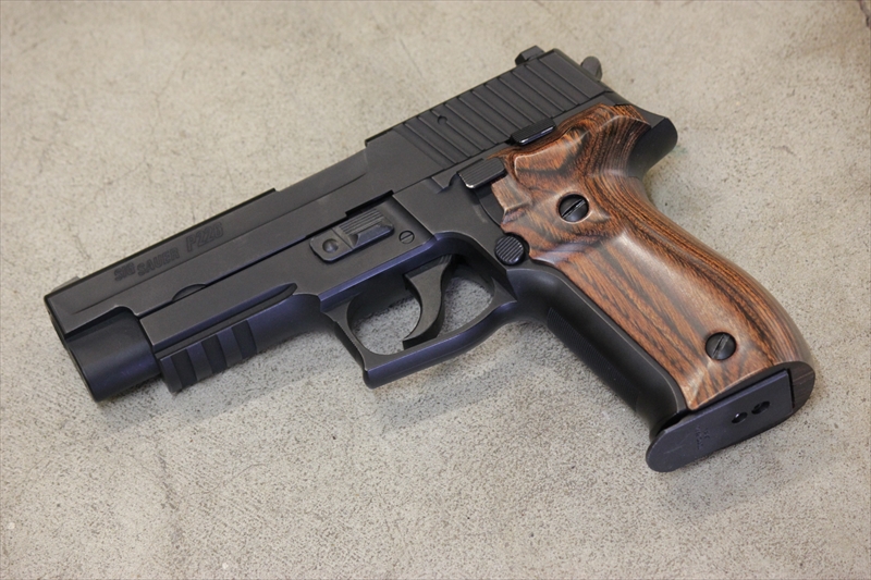 SIG P226R custom／ 東京マルイベース SIG P226R custom／ 東京マルイ
