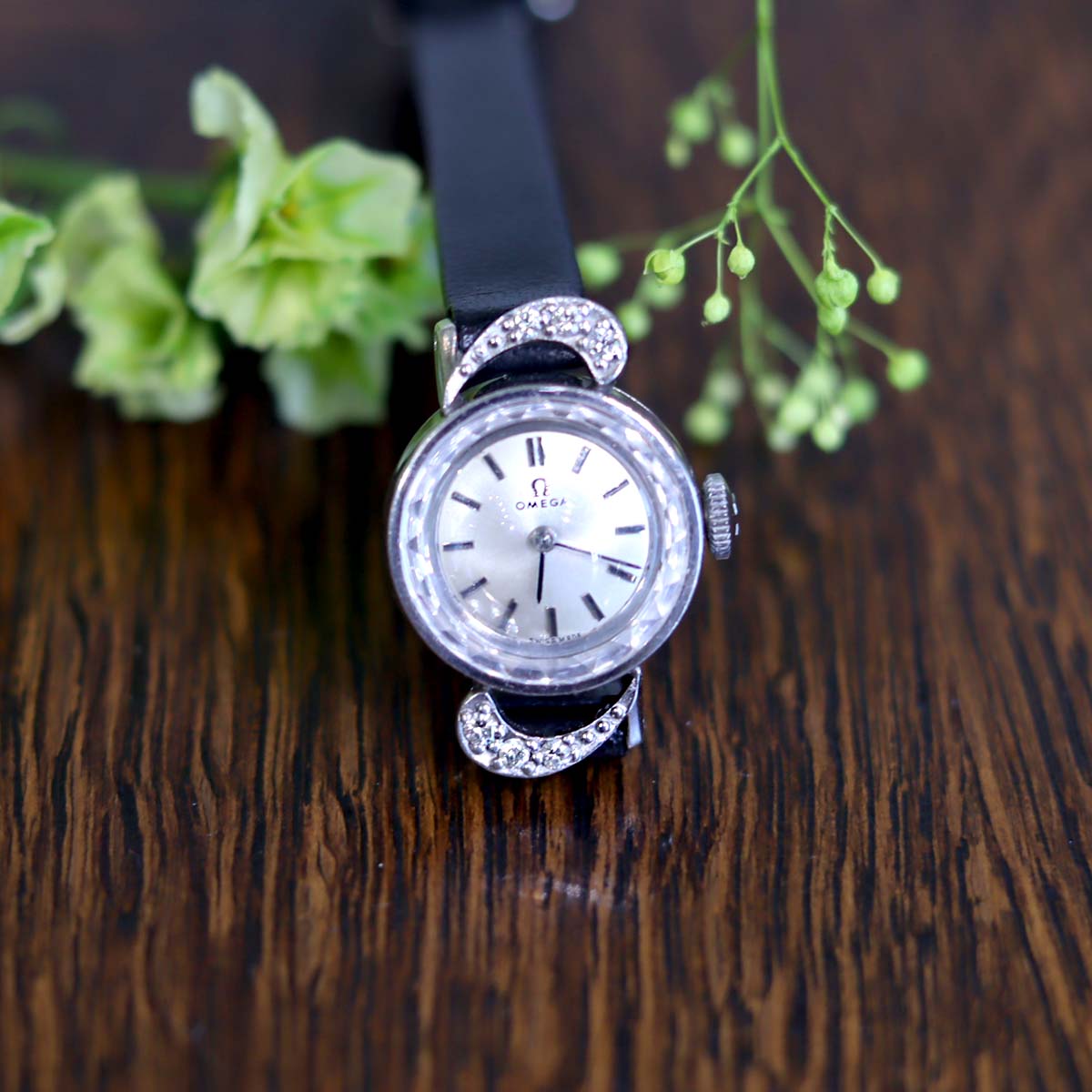 オメガ / OMEGA レディース時計【65】 カットガラス 6Pダイヤ 手巻き