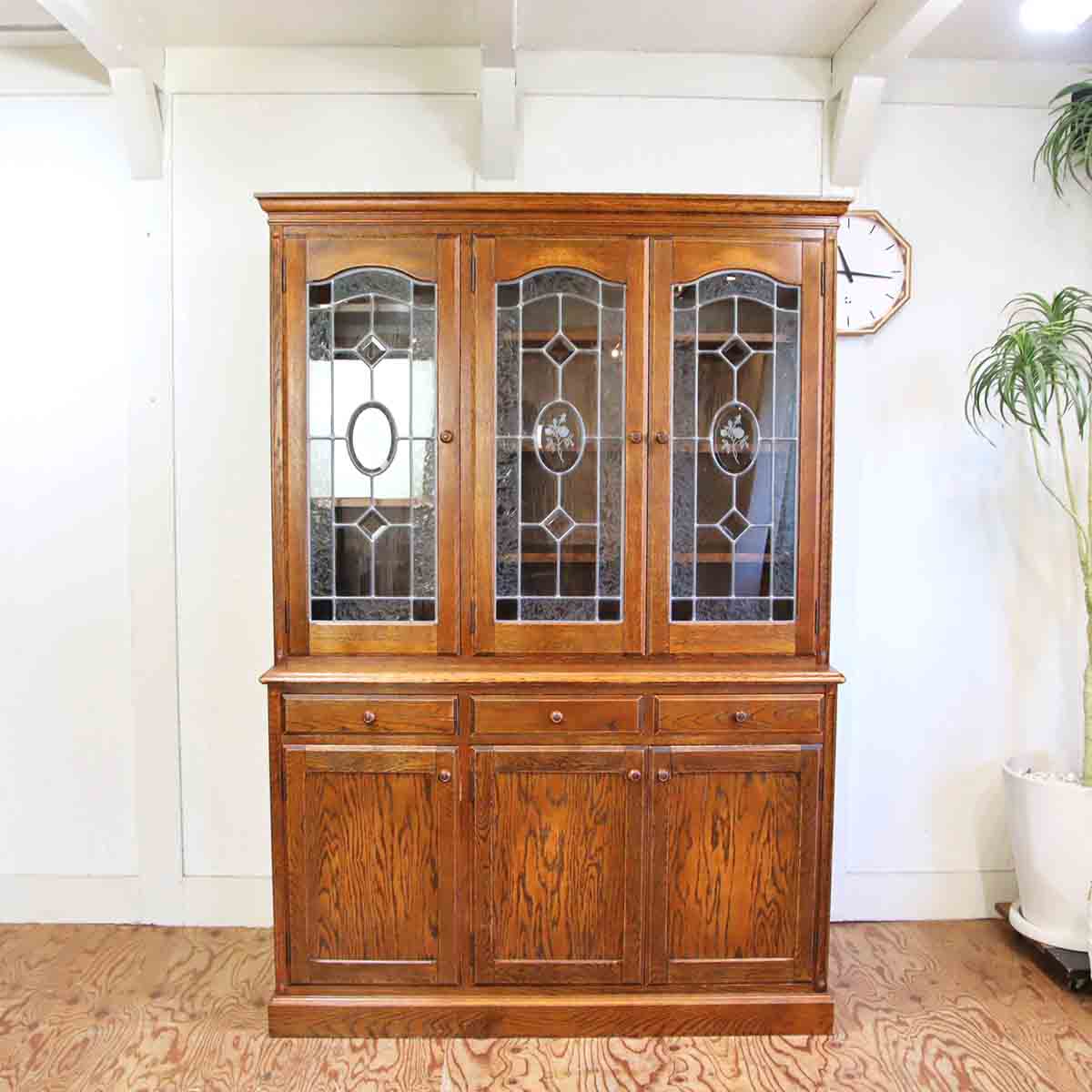 三越家具 ブルージュ/Brugge オーク材 ガラスキャビネット ZR24254