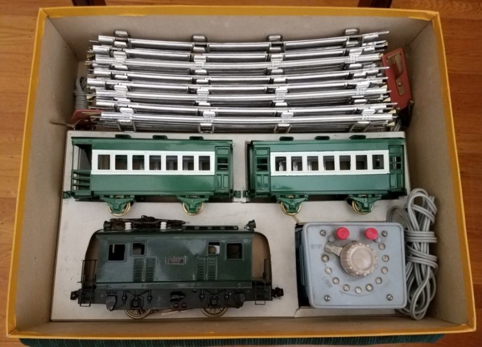 Katsumi / KTM Model Railroad Set