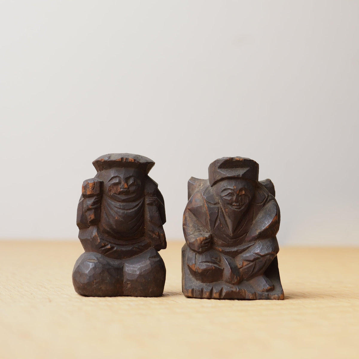 時代木彫り恵比須様 江戸期はあるかと思います。 パワー、オーラーが