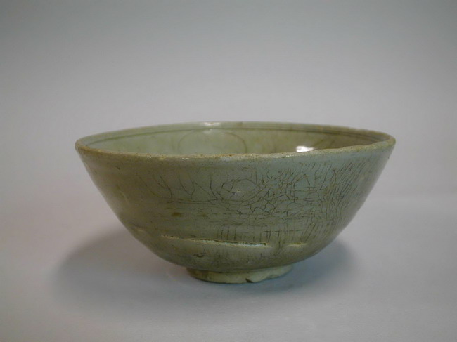 中国 青磁 青磁畫花大碗 海上がり 送料込み0315 中国 青磁 青磁畫