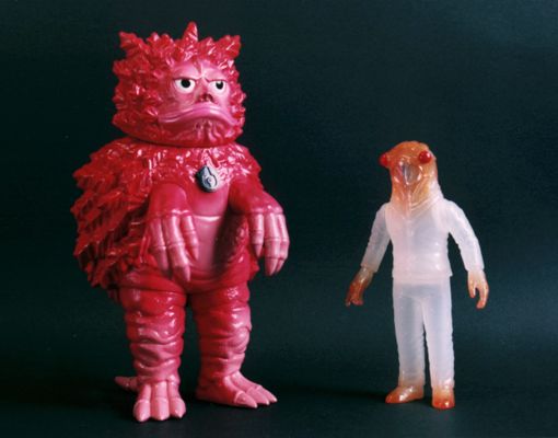 ガラモン 2005年版 セミ人間付属 怪獣郷」ガラモン＆セミ人間セット